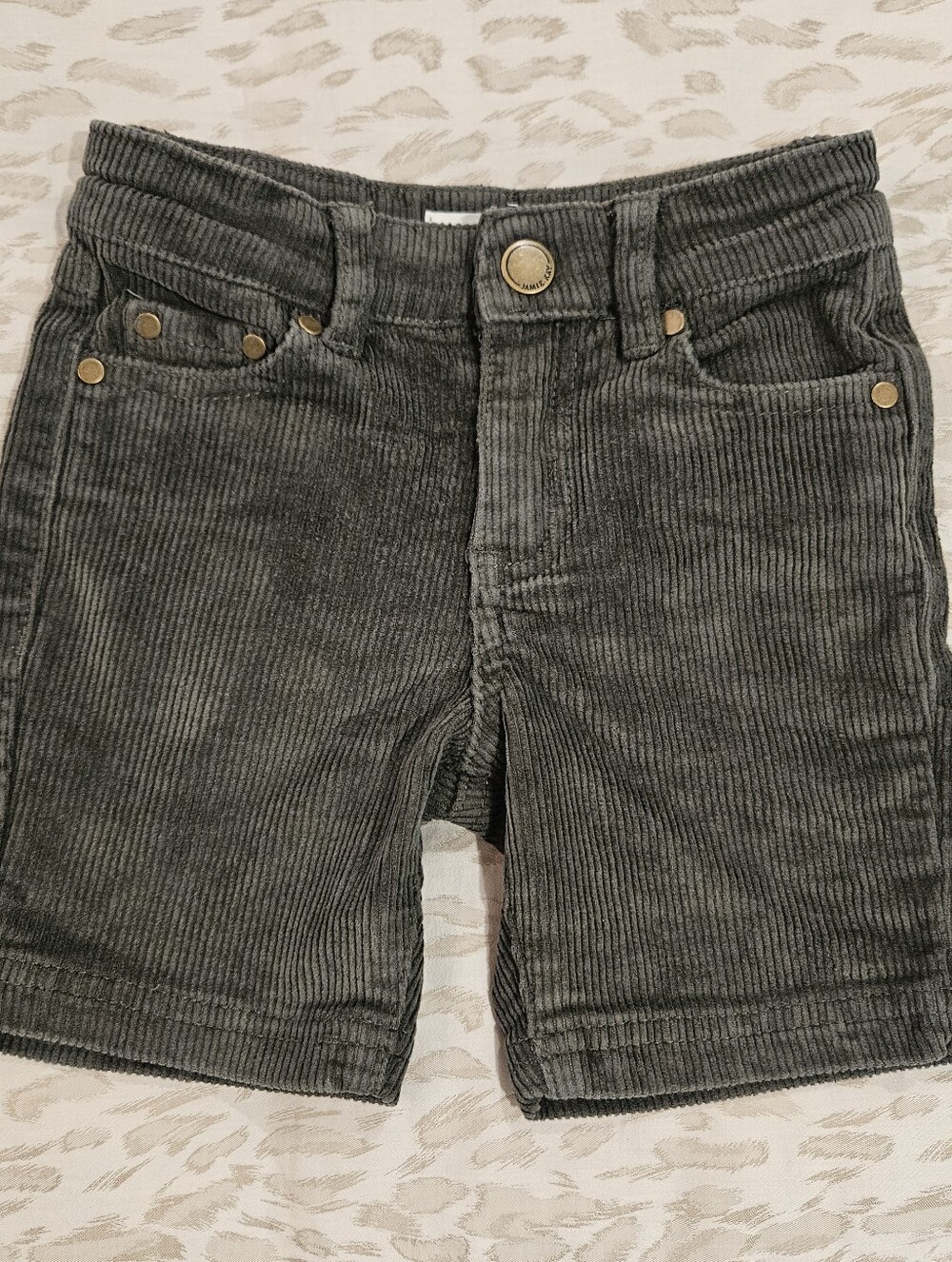 Jamie Kay Olive Green Corduroy Shorts with Gold Hardware Sz 2